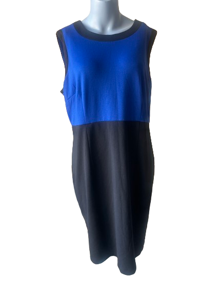 A sleeveless, V-neck, short-sleeved dress in blue and black, displayed on a mannequin.
