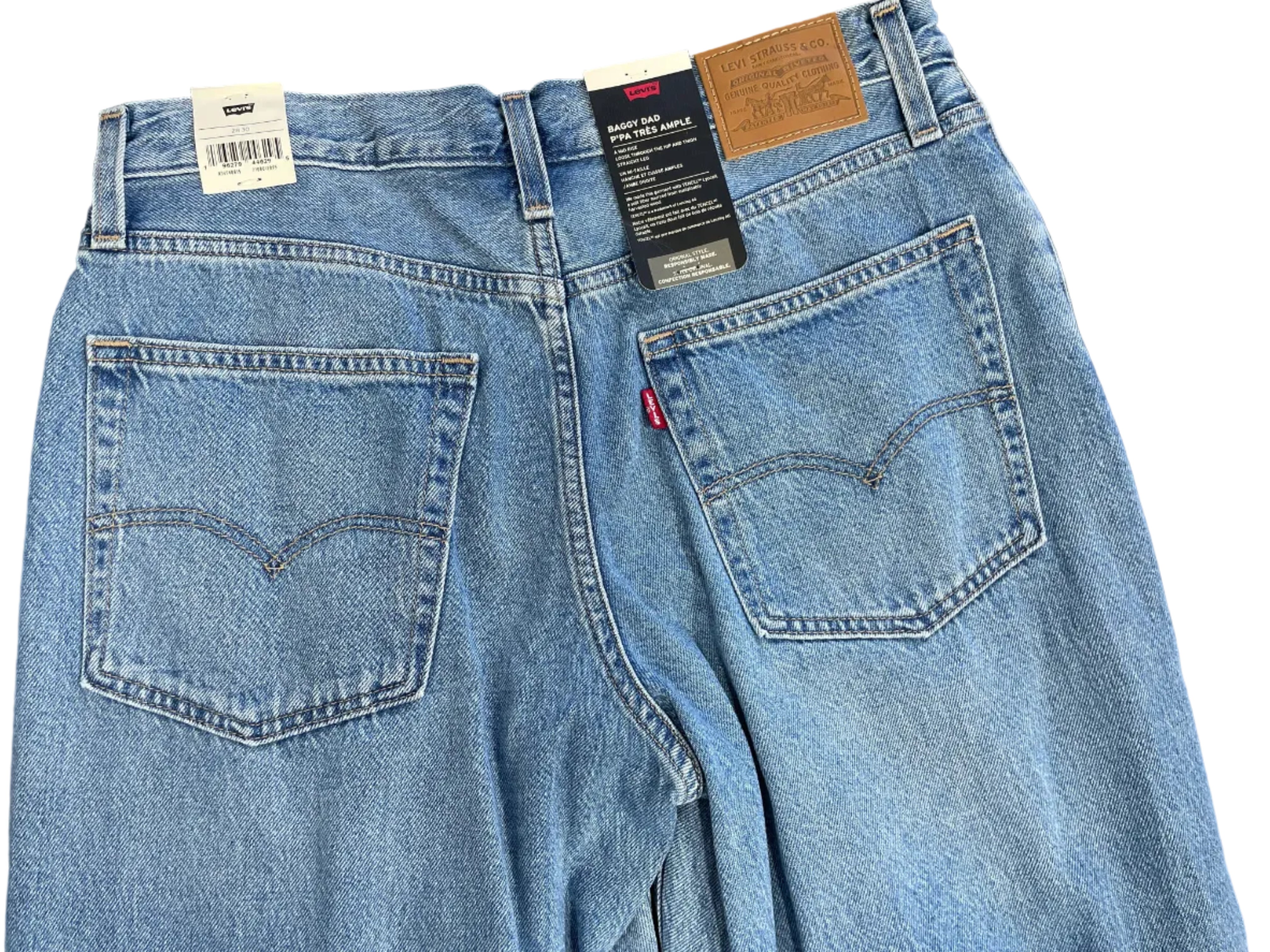 Size 28 Levi’s Baggy Dad In the Middle Jeans Rear Patch Pockets