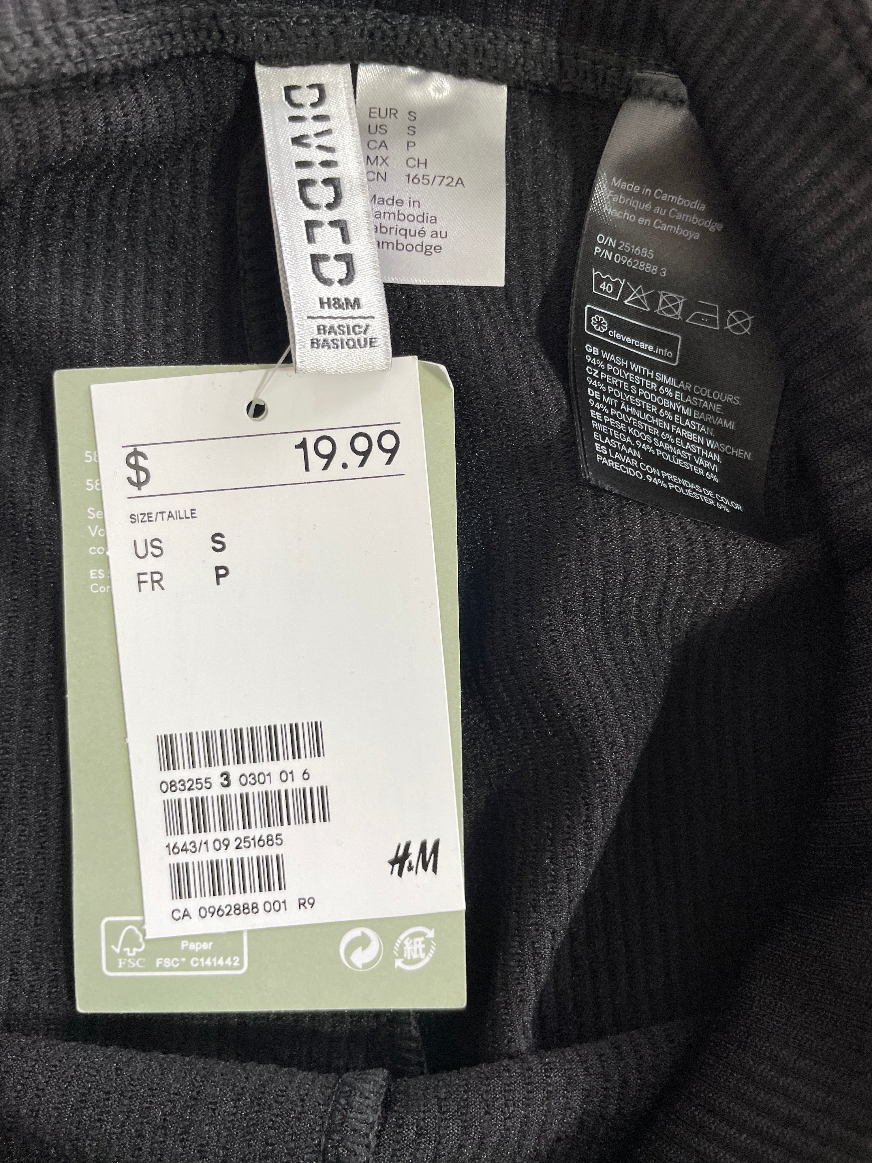 Size S H&M Divided ribbed leggings new with tags original $19.99 price and fabric label