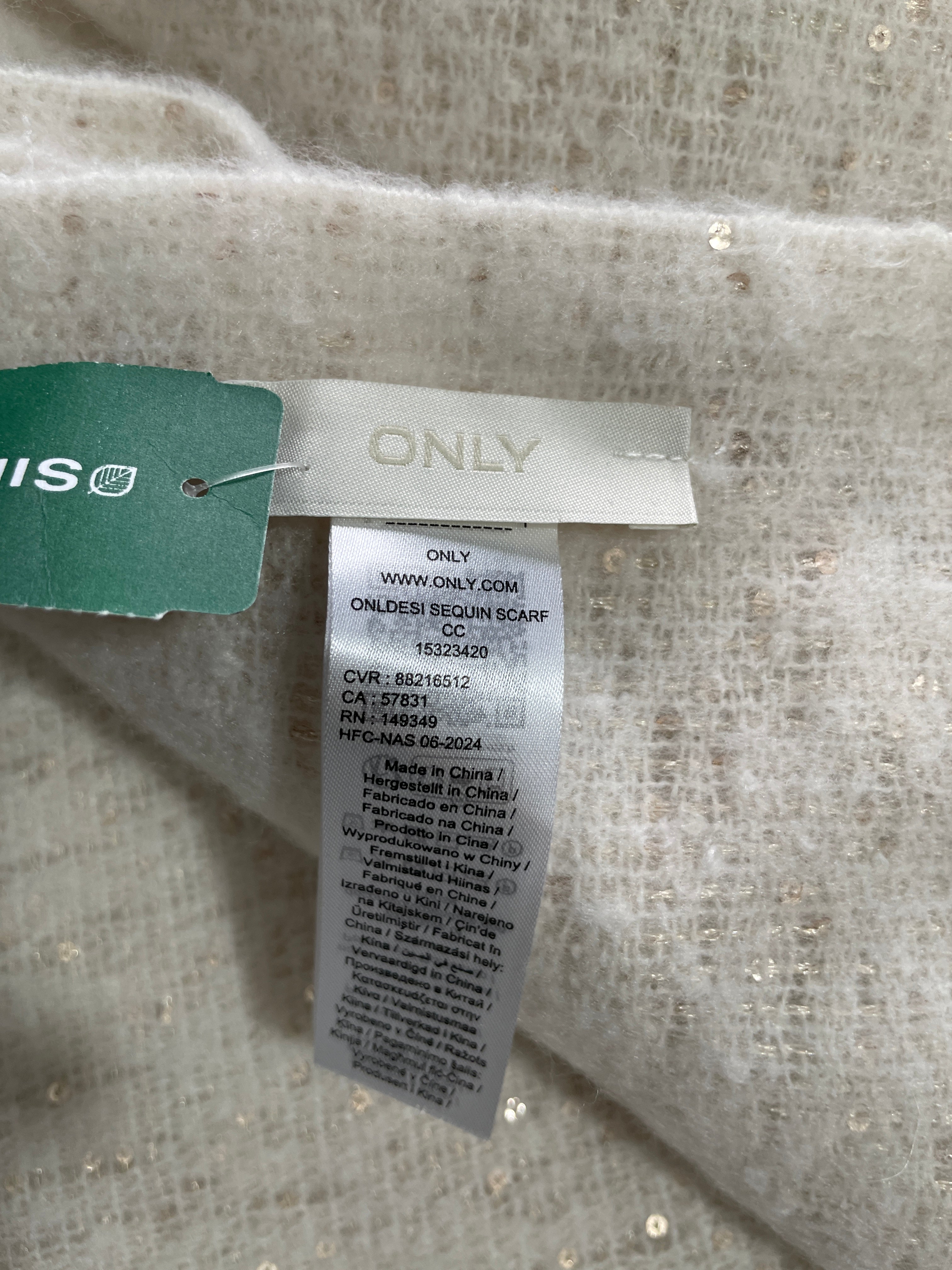 ONLY Onldesi cream ivory sequin scarf one size brand label and style number 15323420