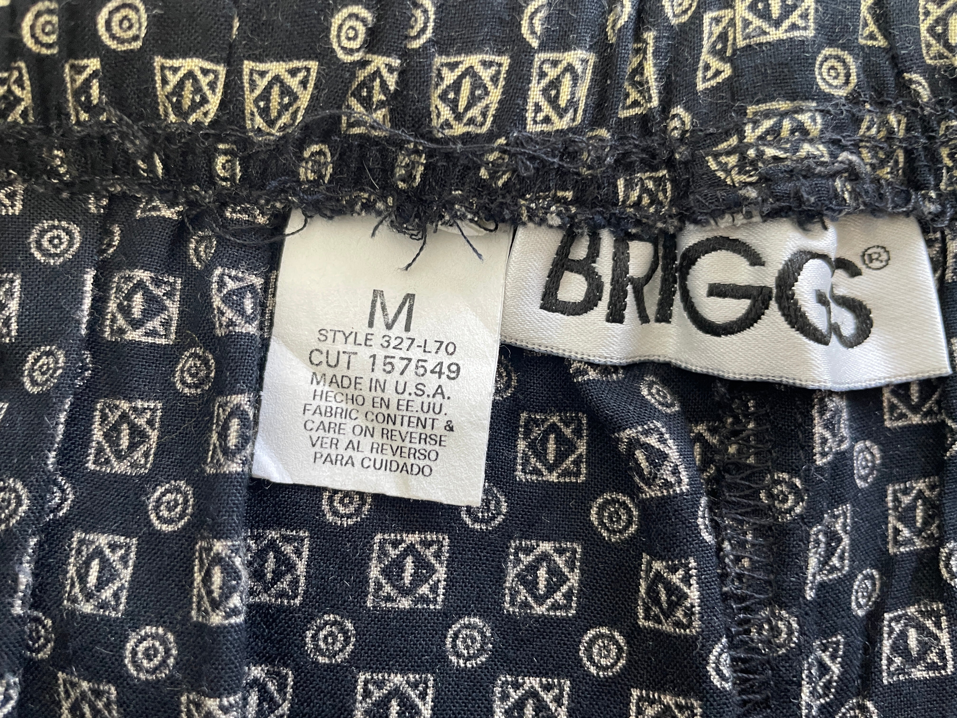 Briggs brand label showing Medium size and Made in USA information