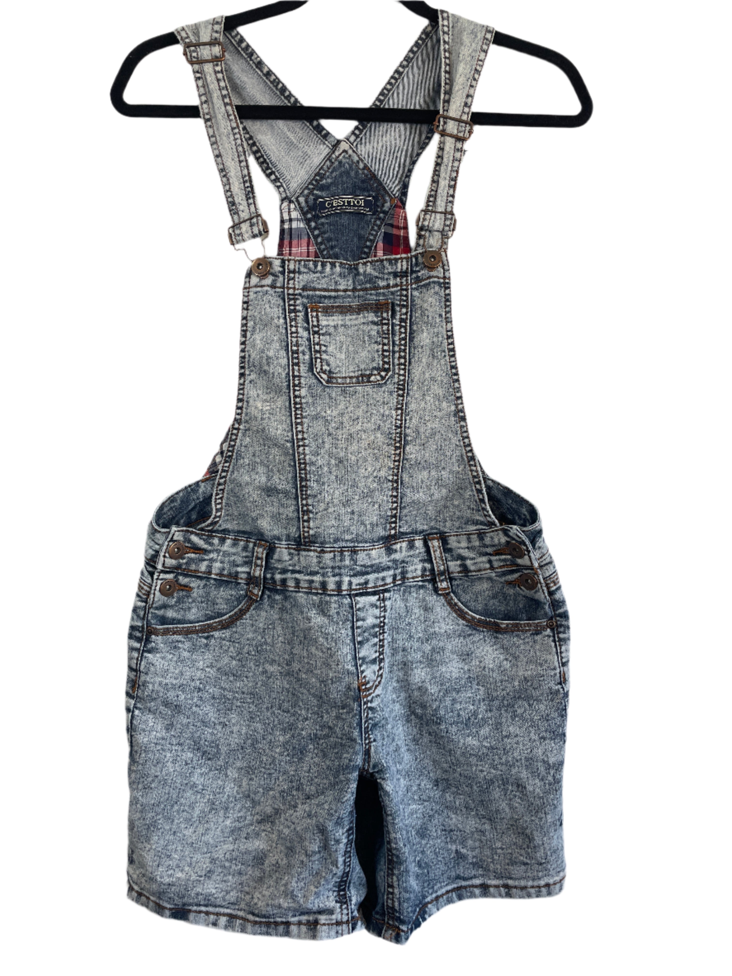C’Est Toi stonewashed denim short overalls with five pockets and adjustable straps, size Small