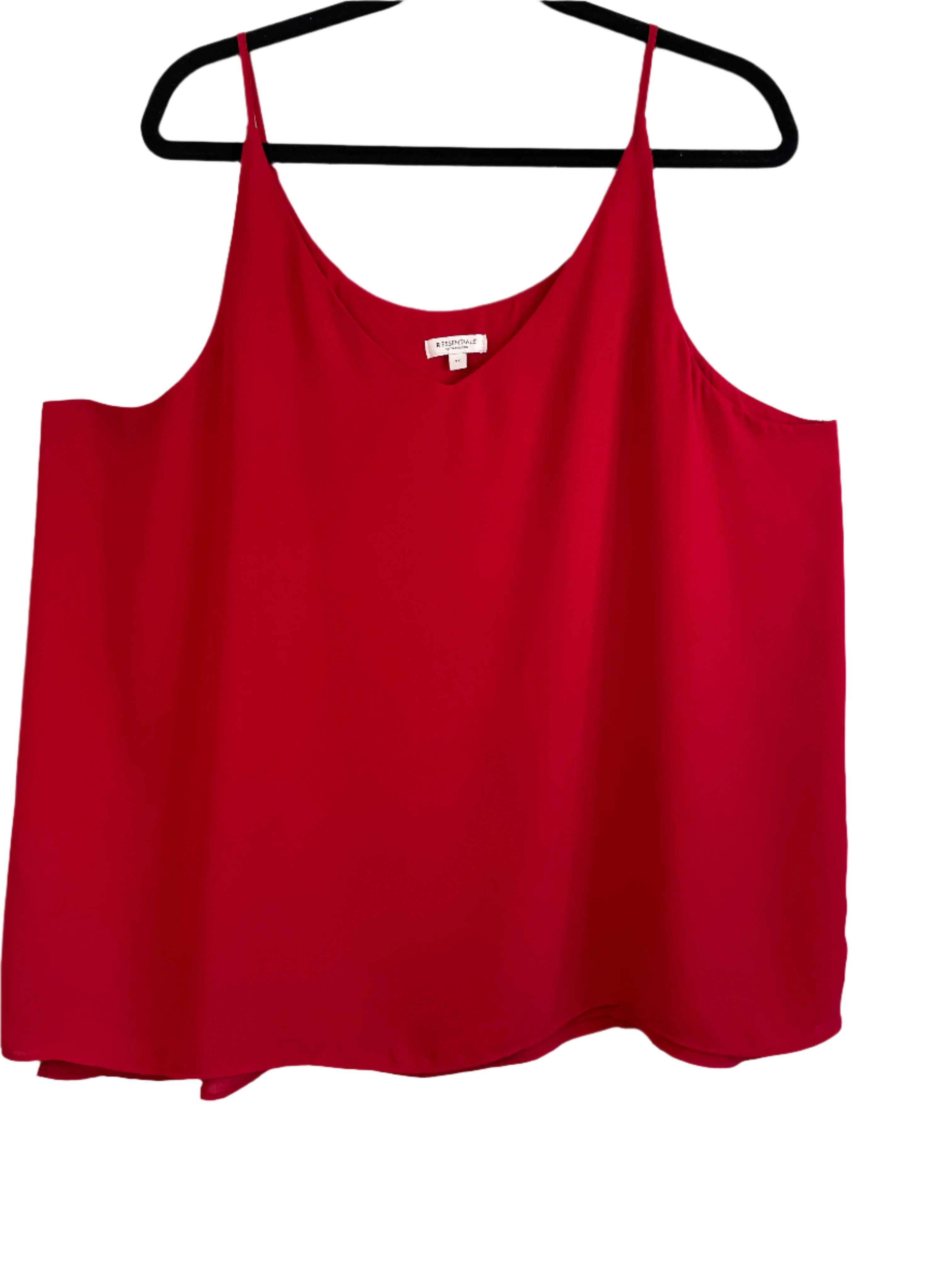 Red Reitmans Essentials tank top in size 2X, fully lined with scoop neck and side slits.
