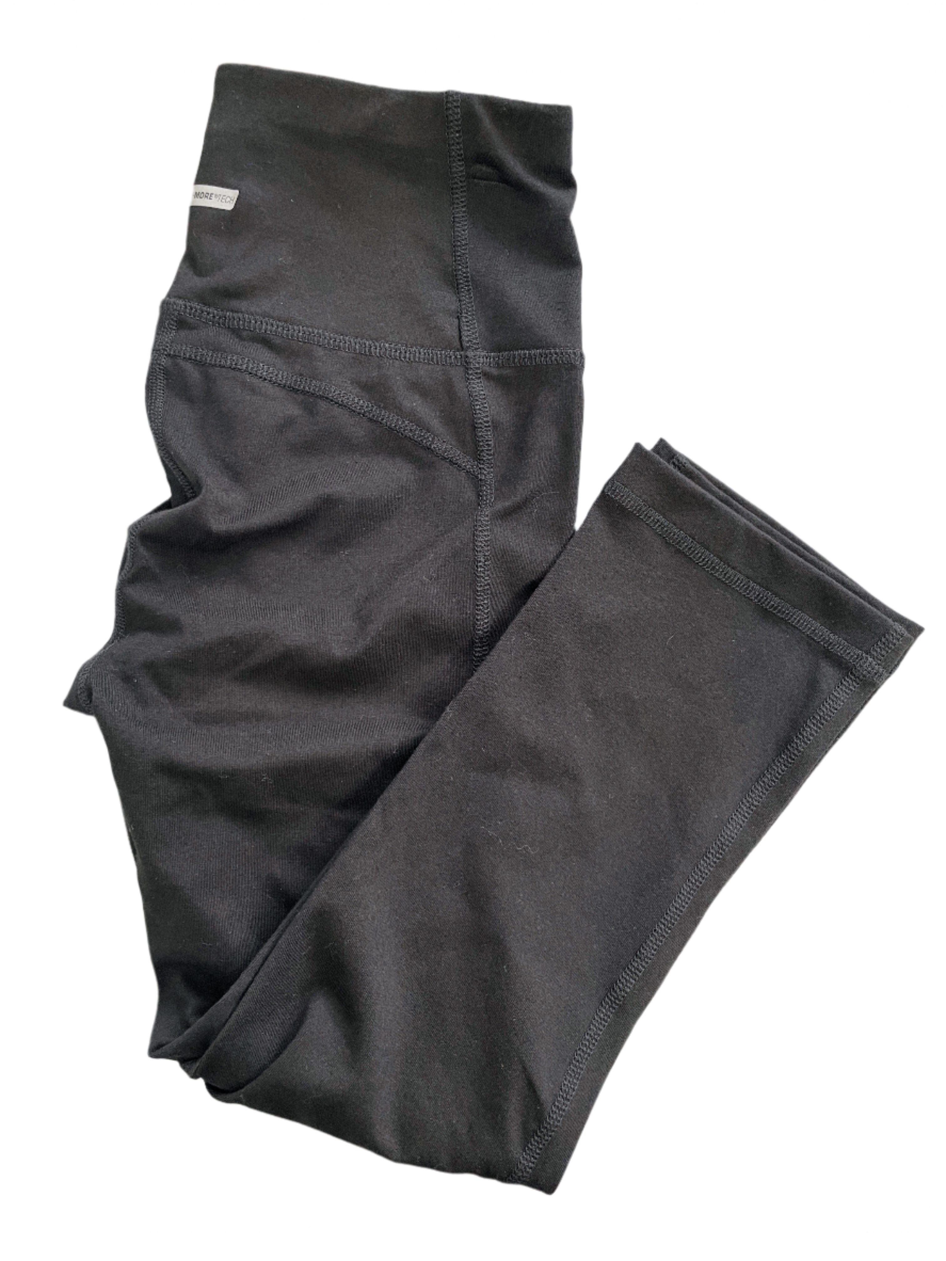 Athletic Works black fitted crop leggings size XS, cotton blend, laid flat