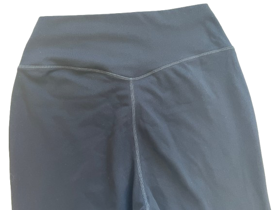 black leggings rear view