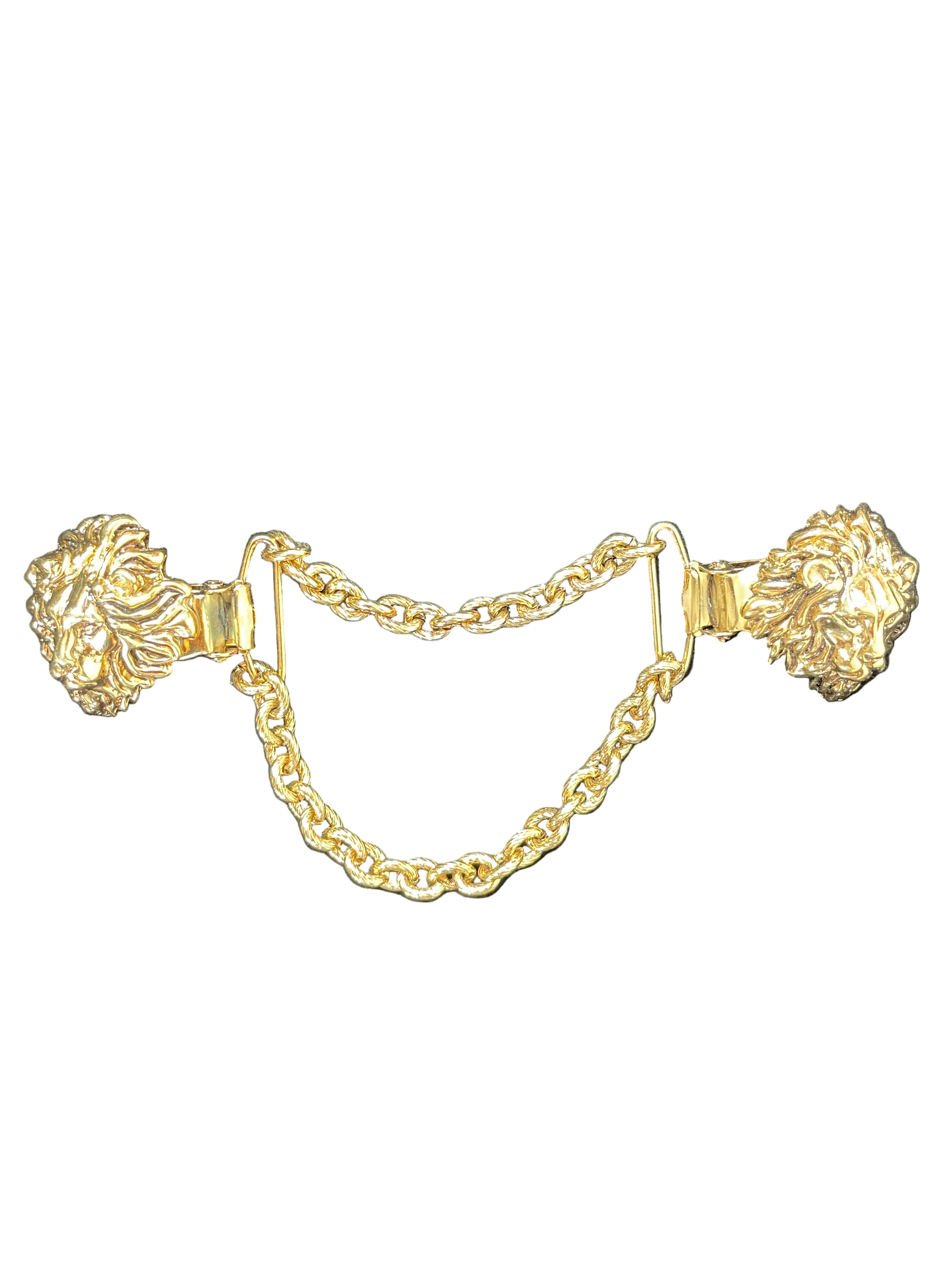 Vintage sweater clips with bold gold-tone lion’s head design and single chain connector
