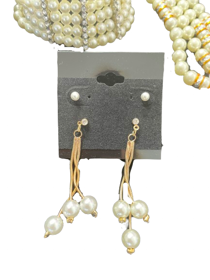 faux pearl dangling earrings and pearl studs