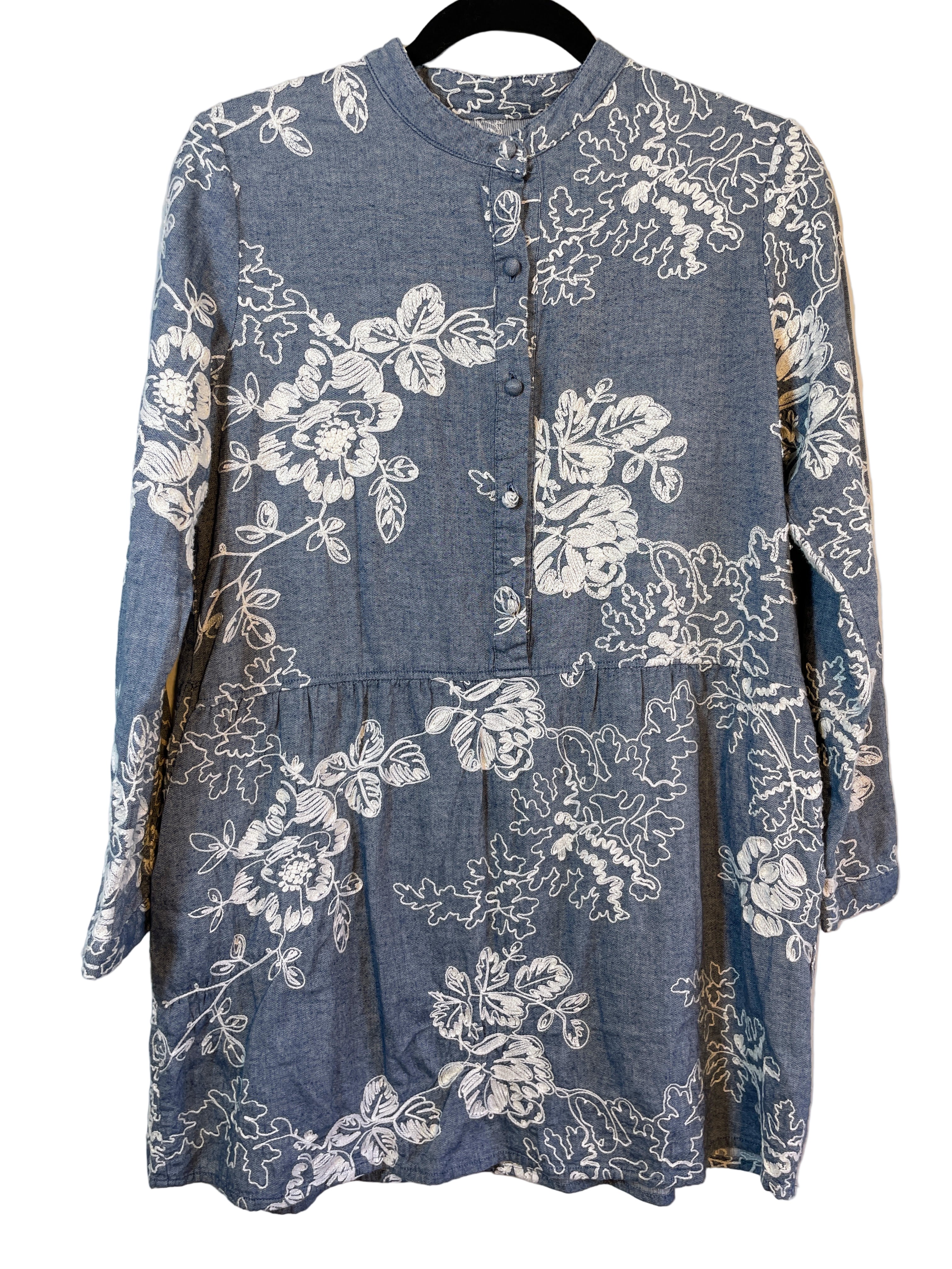 Front view of Agneau7 chambray tunic top with white floral embroidery