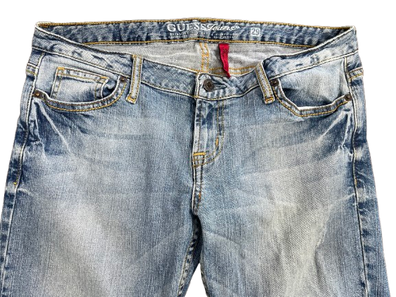 GUESS Foxy Skinny Leg size 29 low rise distressed stretch jeans front view