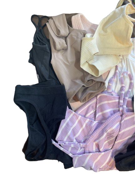 Mixed women's tank crop top bundle Sunday Best Babaton UNIQLO