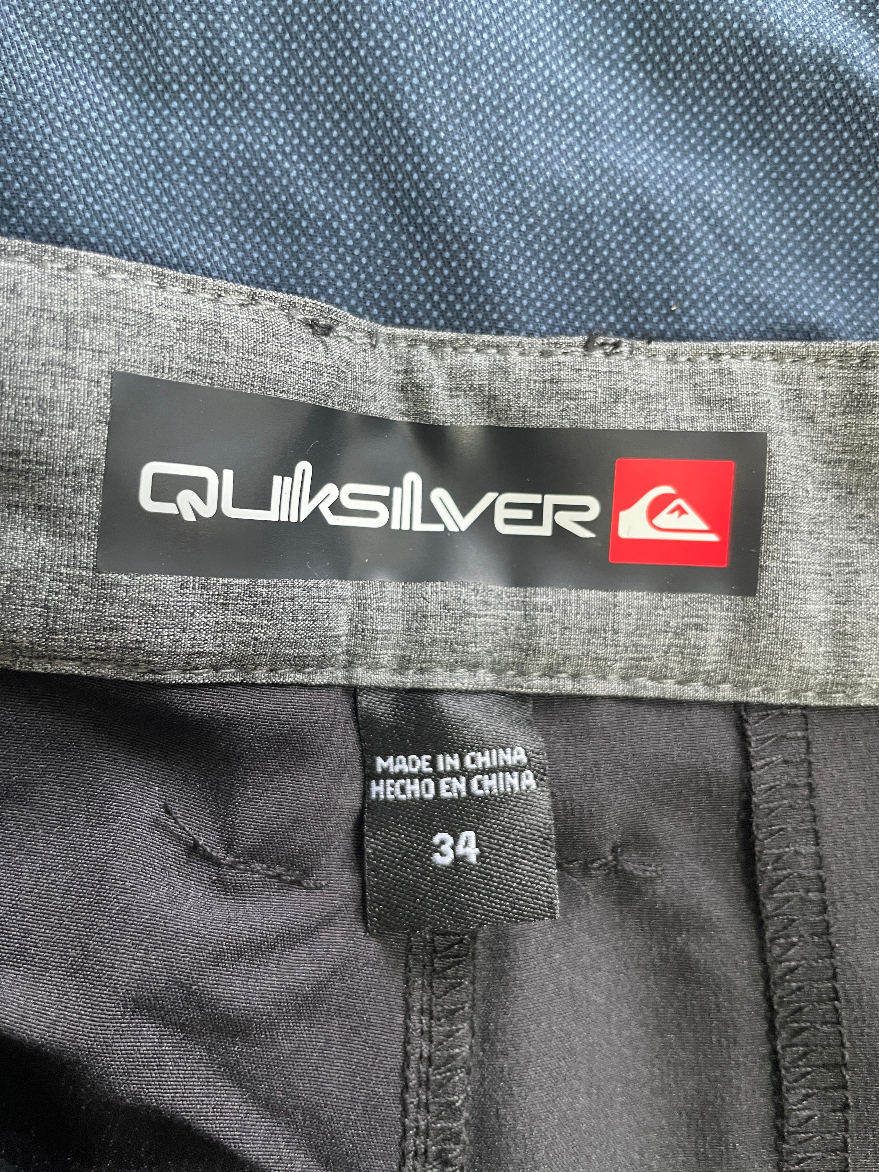 Quiksilver men's size 34 hybrid shorts UV Protection 50 performance tag