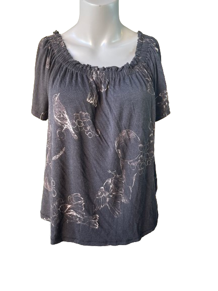 black short sleeve top with birds