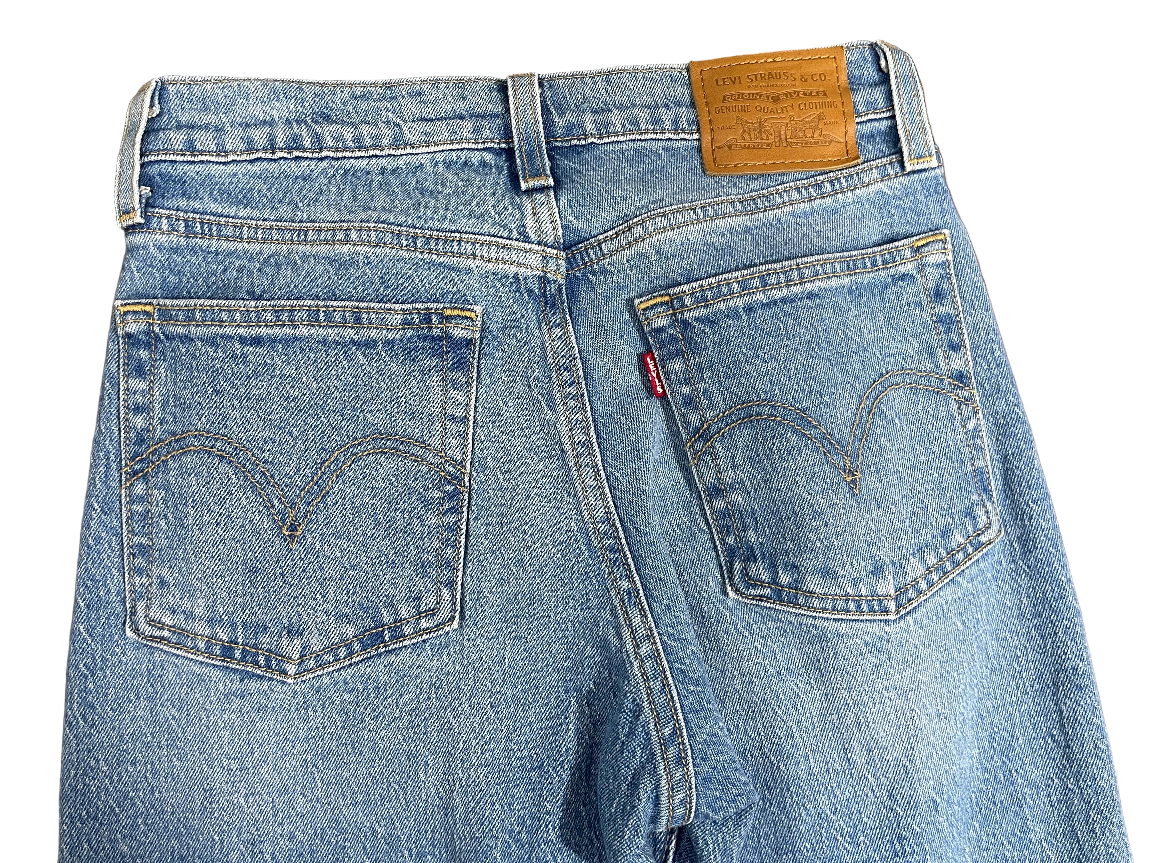 Levi's 501 '90s W24 L28 light blue straight leg jeans back view