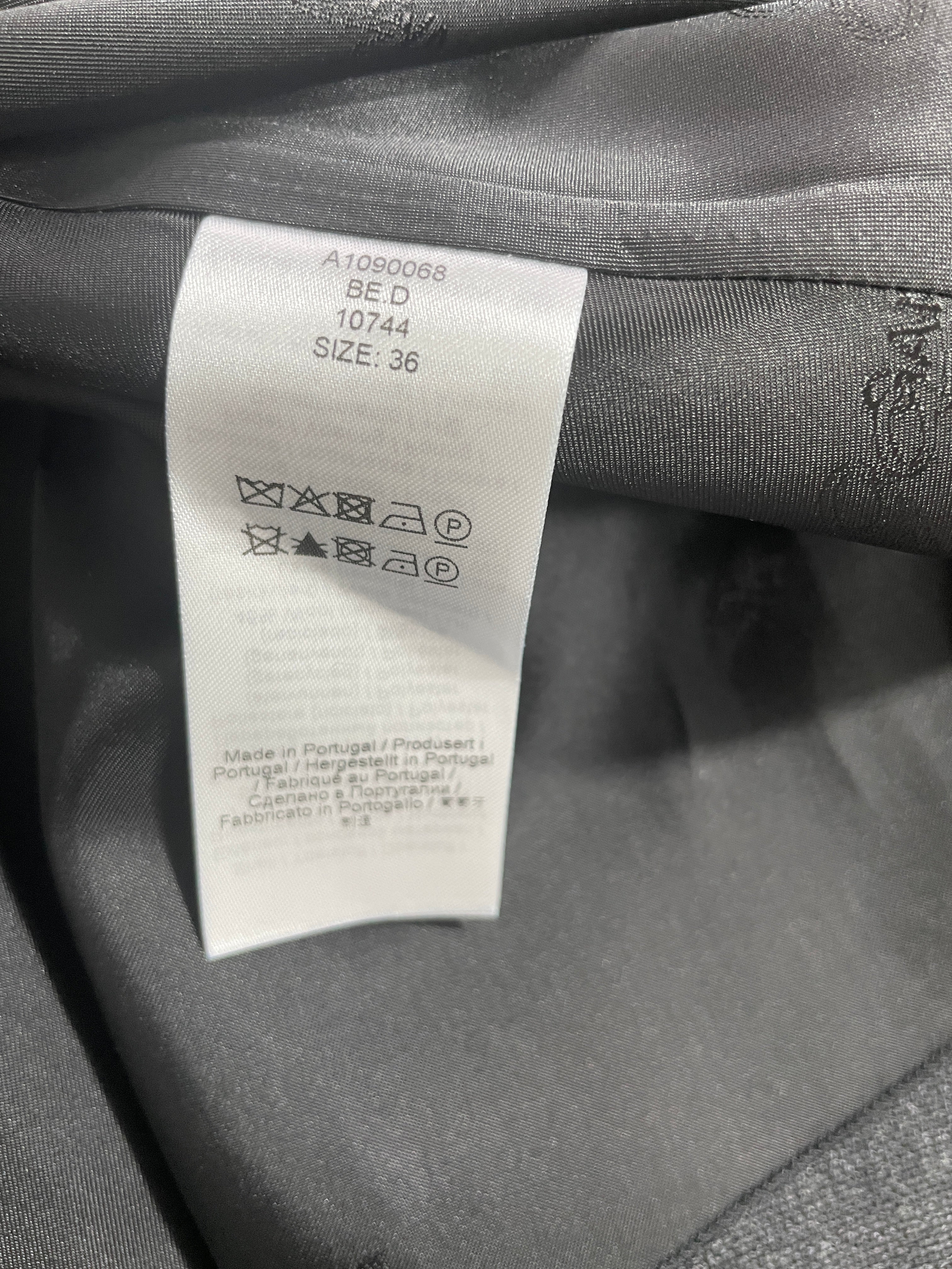 Small GANNI Phantom Grey Wool Suiting Wrap Skirt Size 36 Made in Portugal Label