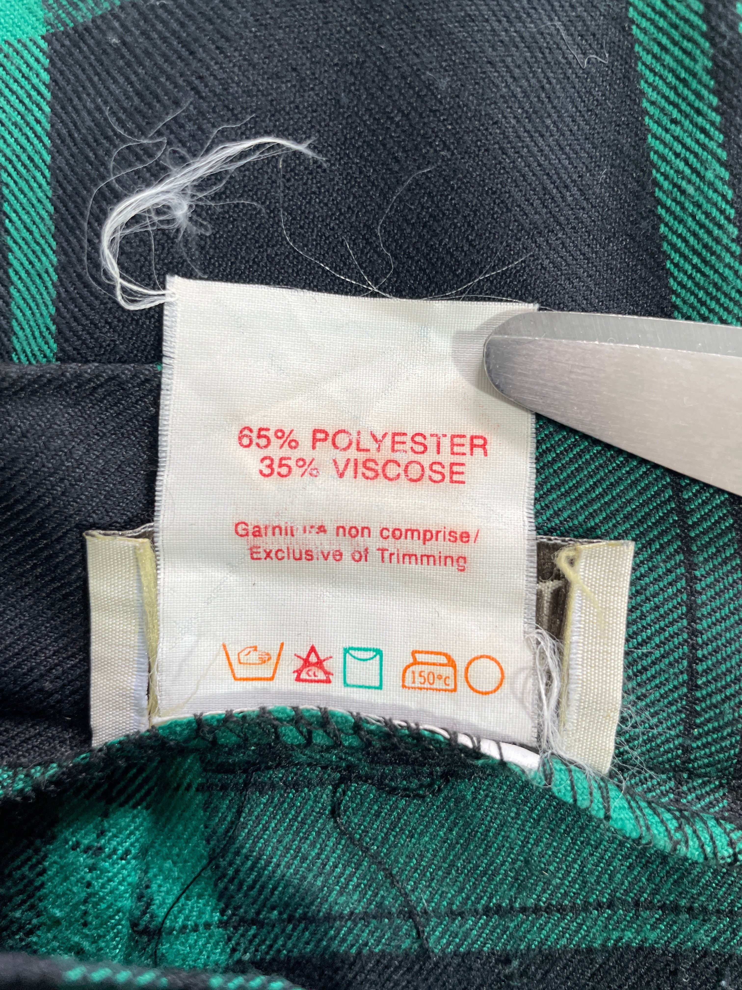 Size 9 Vintage Chez Carmen Green Black Plaid Skirt Fabric Content Label
