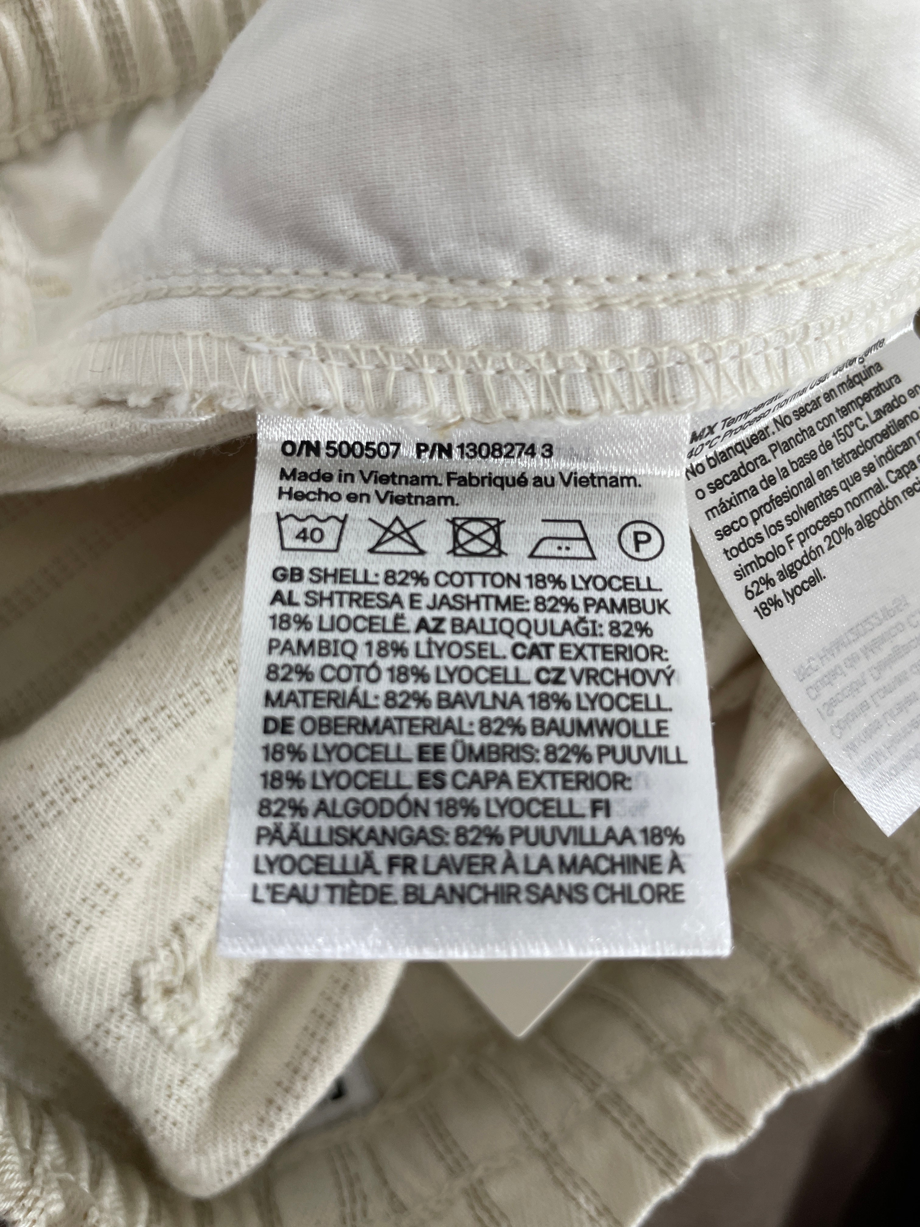 Medium H&M Divided Cream Beige Pinstripe Wide Leg Pants Fabric Content Made in Vietnam Label