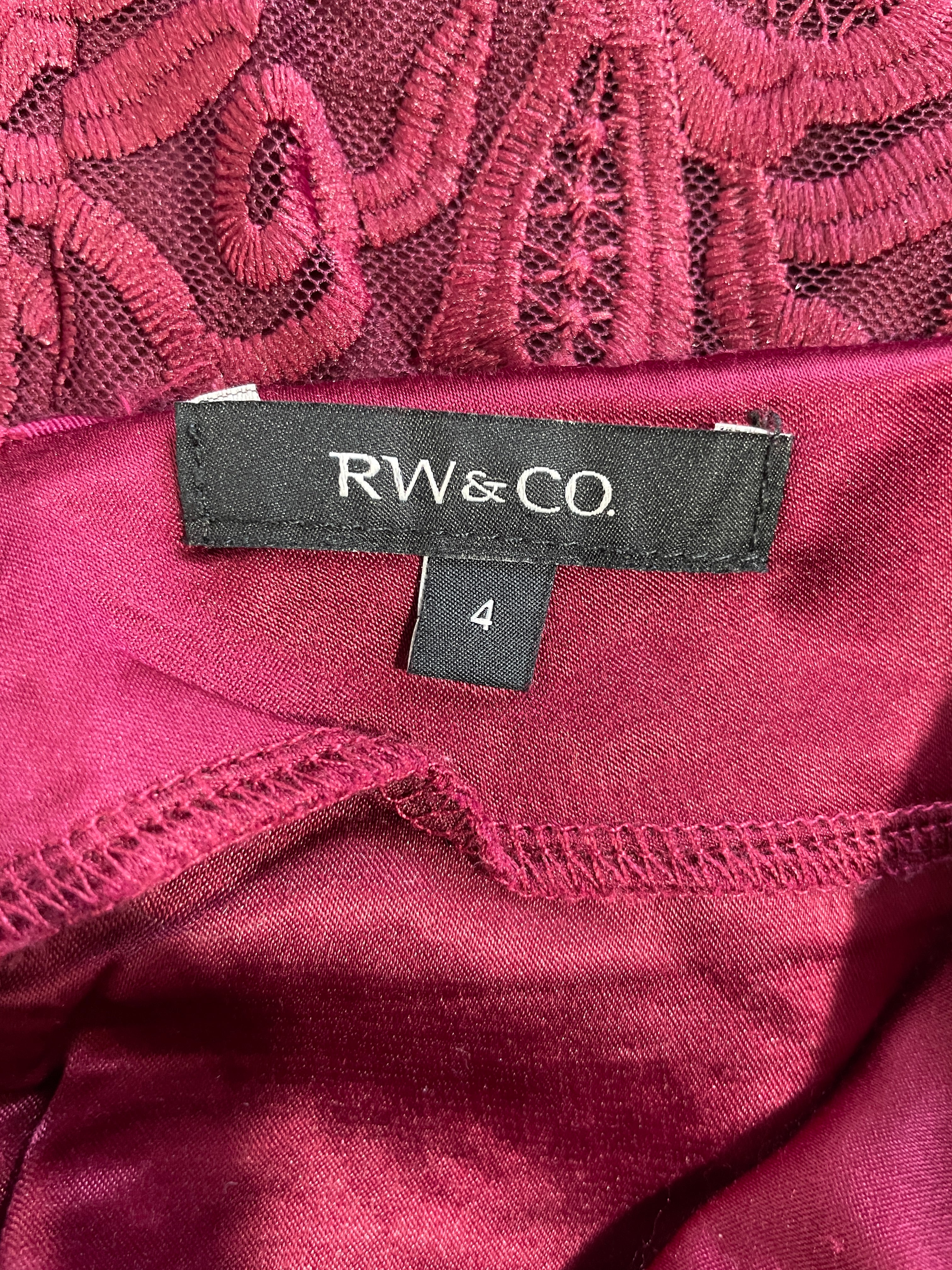 RW&CO. women's size 4 skirt brand label with burgundy floral embroidery detail