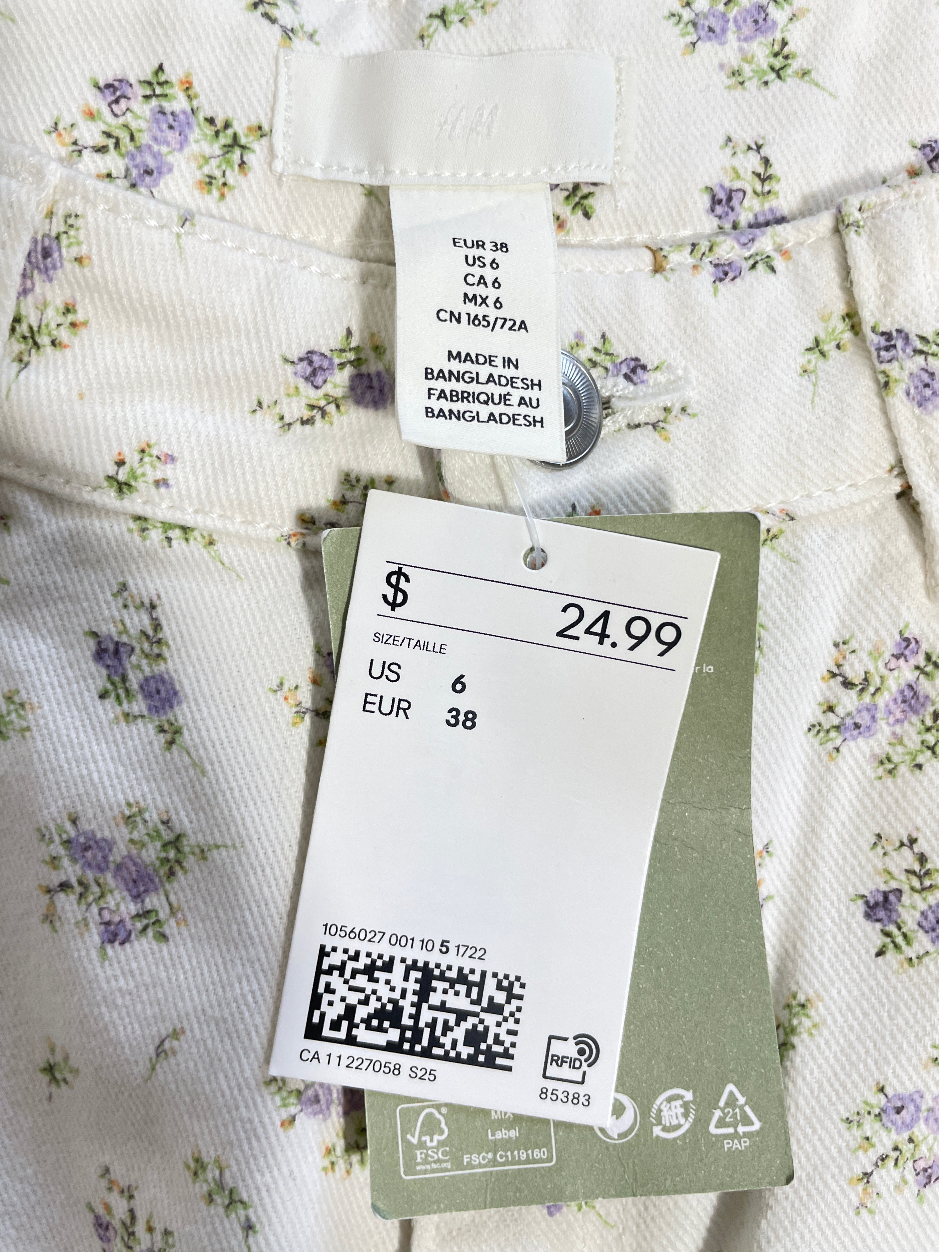 H&M size 6 floral denim jeans original $24.99 price tag and made in Bangladesh label