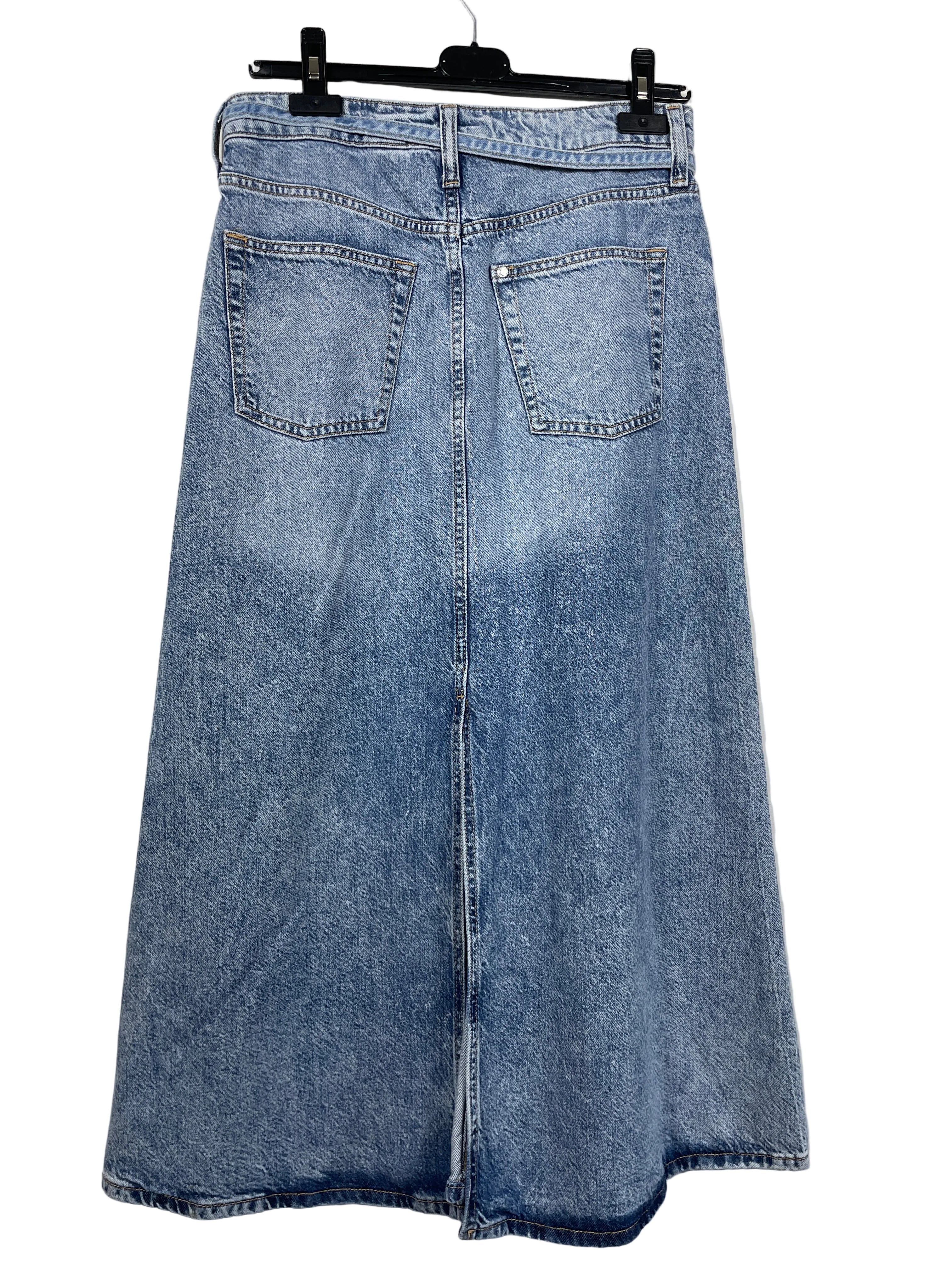H&M blue denim long skirt back view with patch pockets and centre back slit