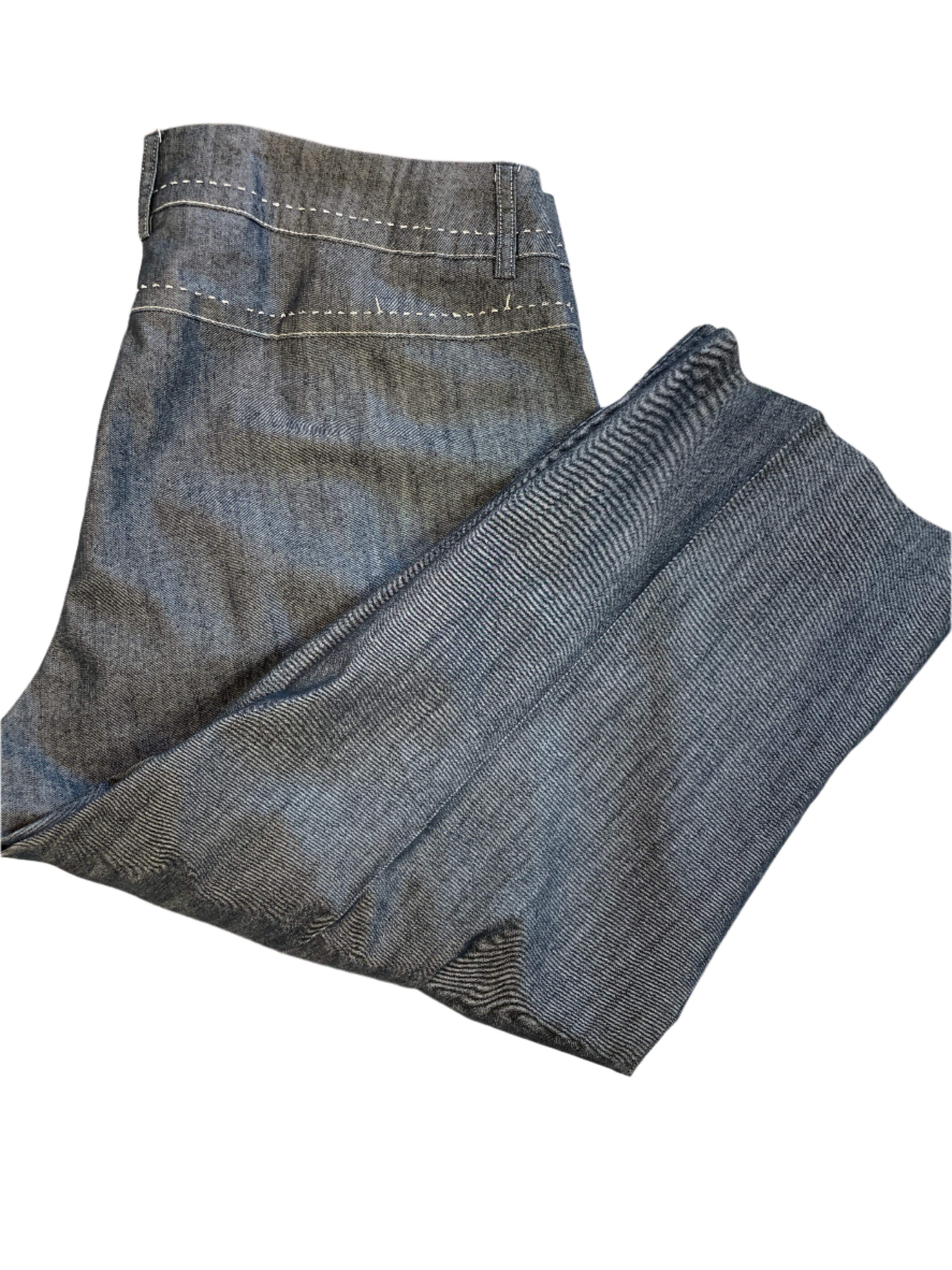 Tribal size 14 stretch denim capris with contrast stitching, zipper fly and no back pockets
