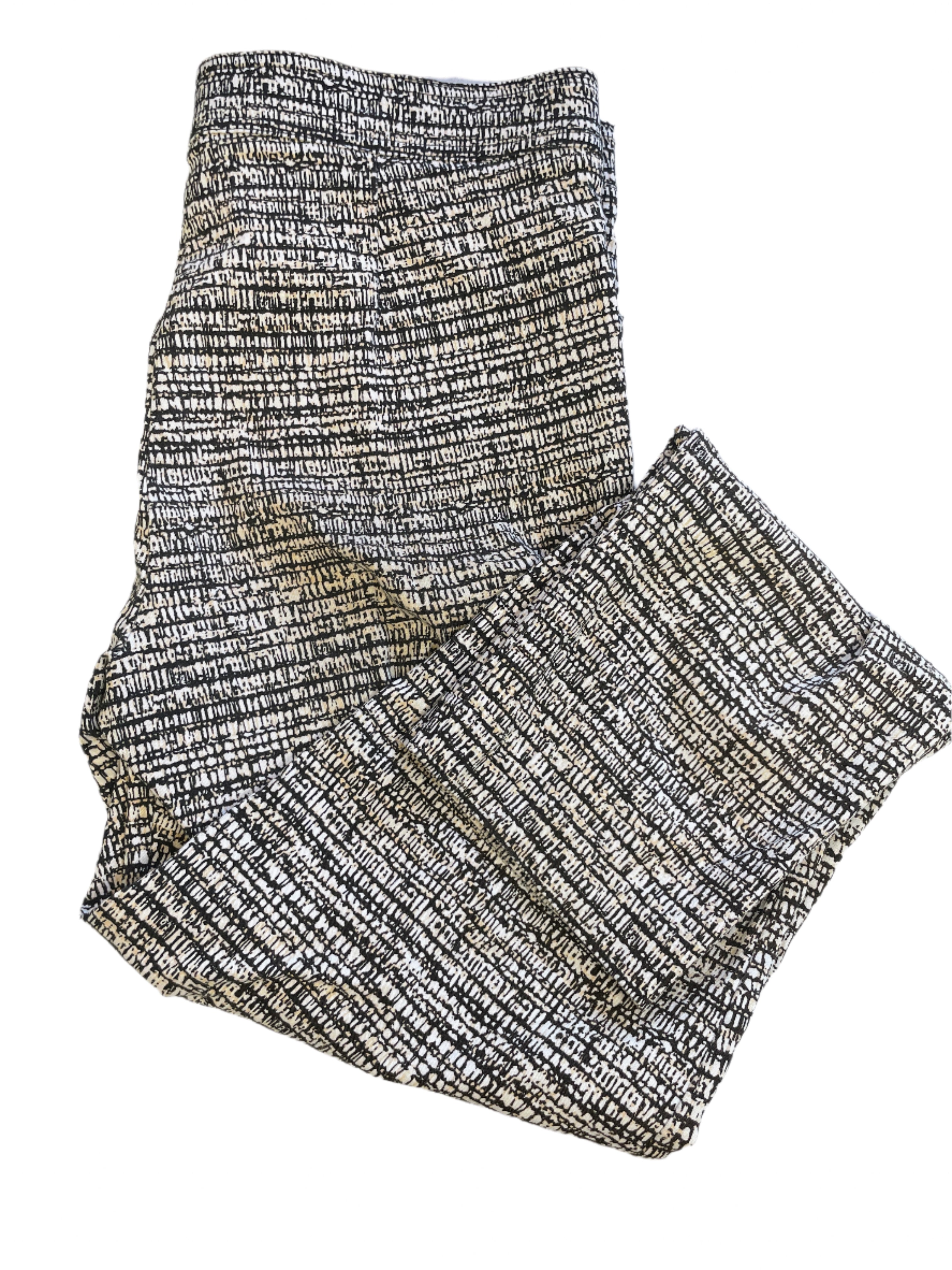 89th & Madison black and white patterned pull-on pants with rhinestone pocket detail, size medium.