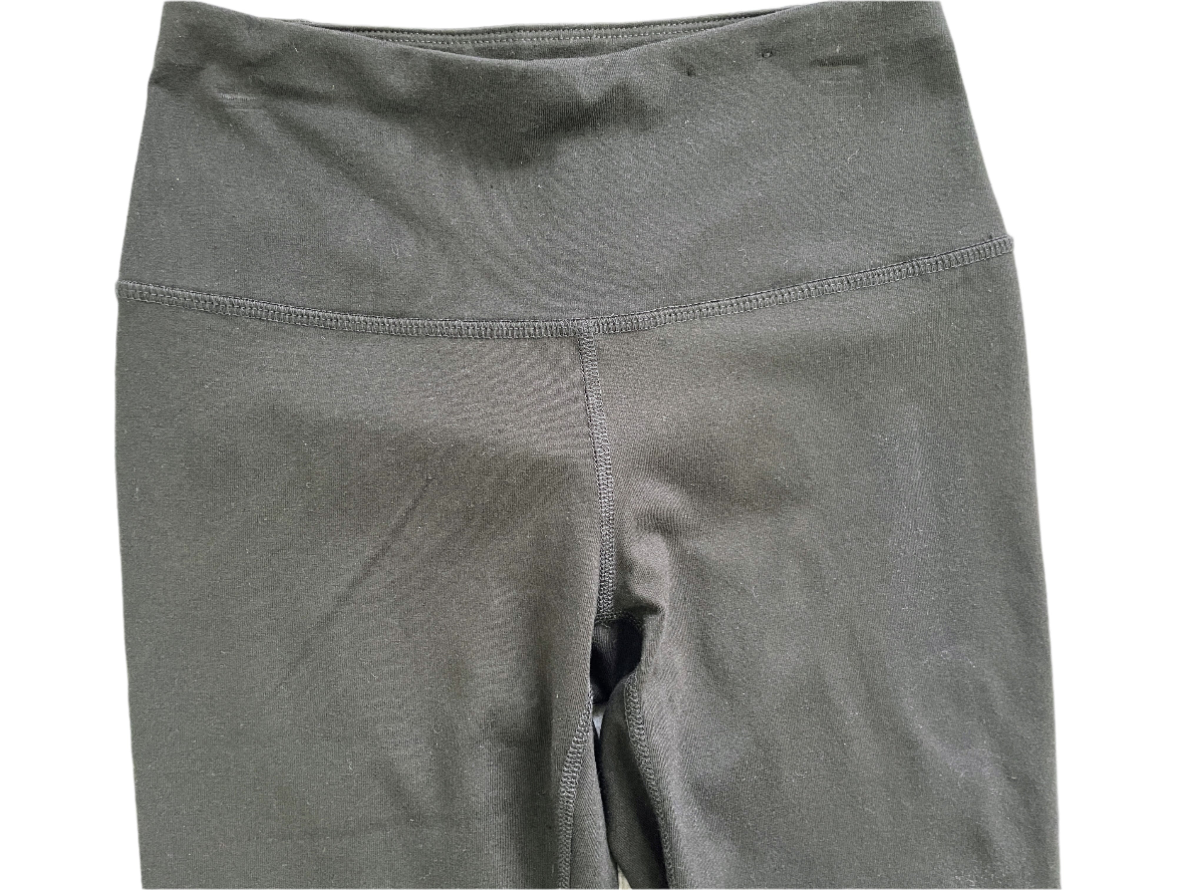 Athletic Works black fitted crop leggings size XS, cotton blend, laid flat front view