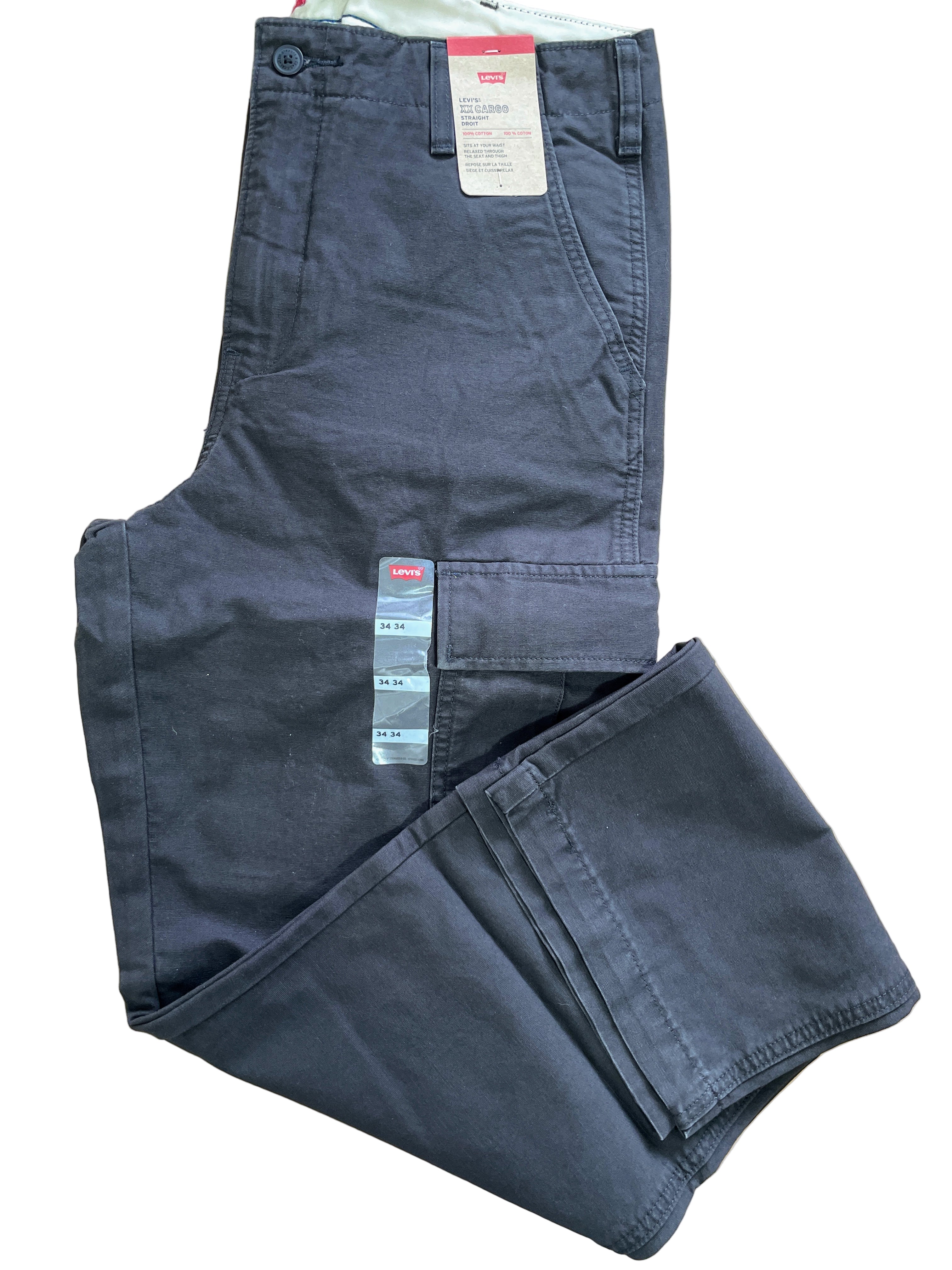 levi's xx cargo straight men's pants black folded view