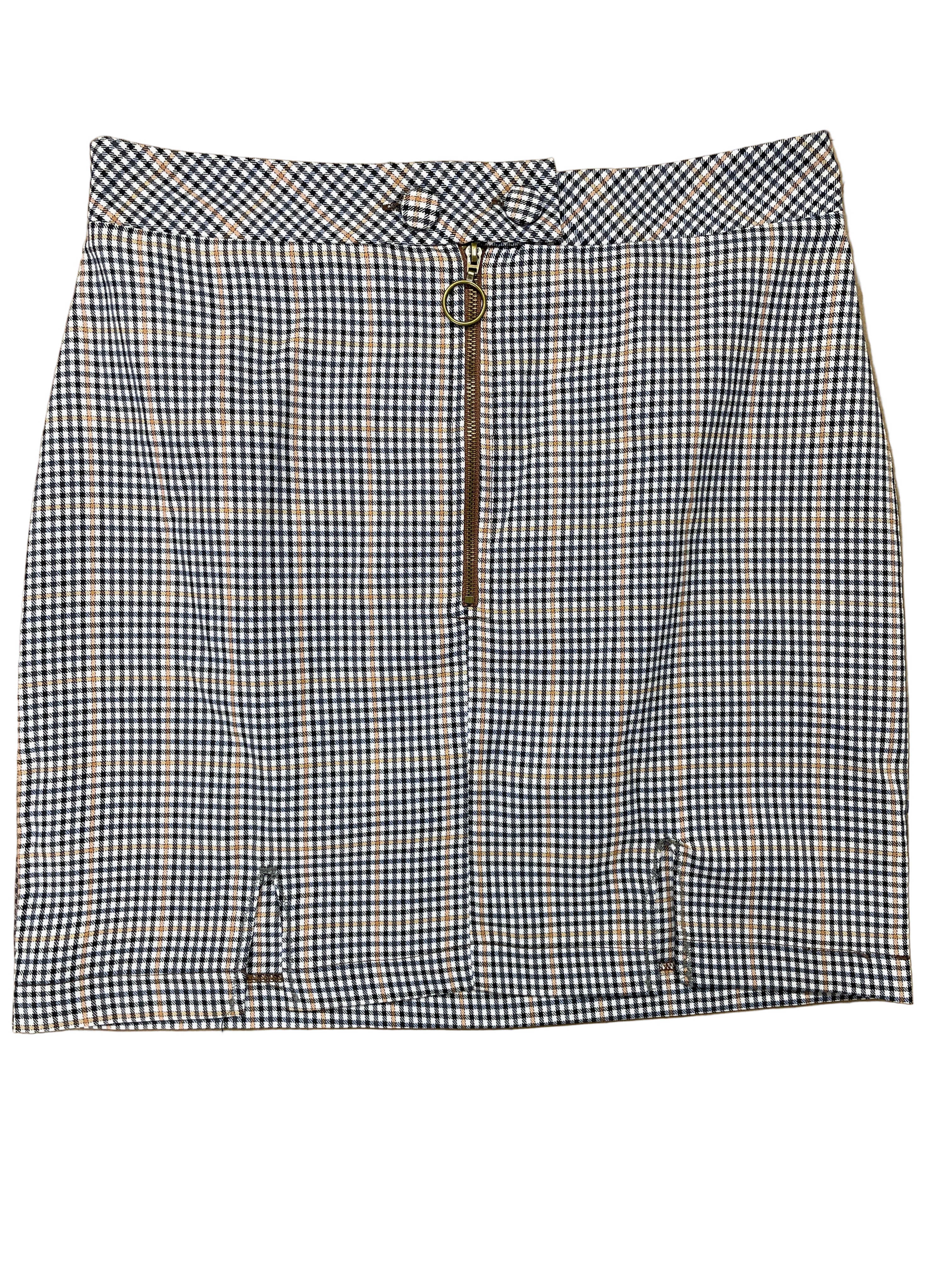 Front view of Urban Romantics plaid mini skirt with zipper size small