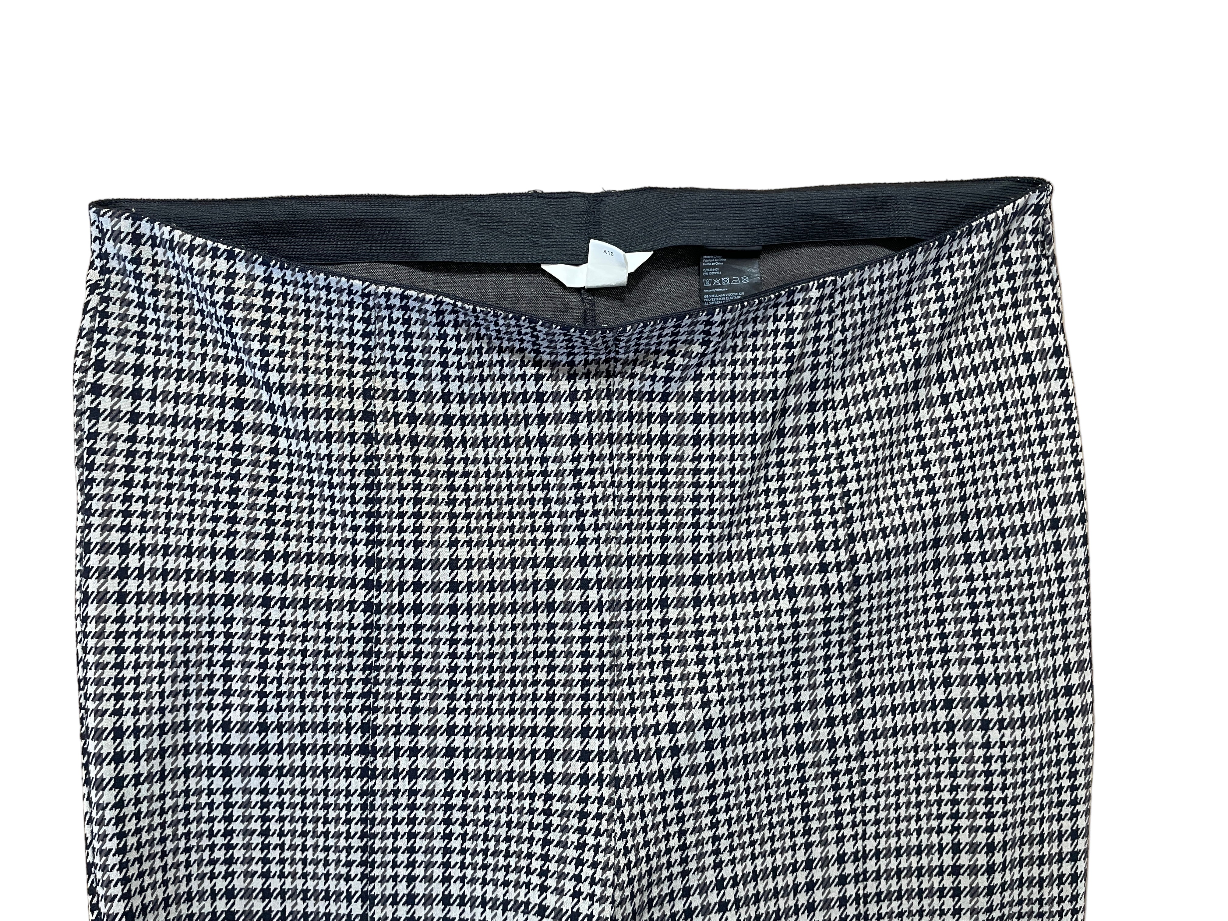 Front view of H&M wide leg pants with elastic waistband