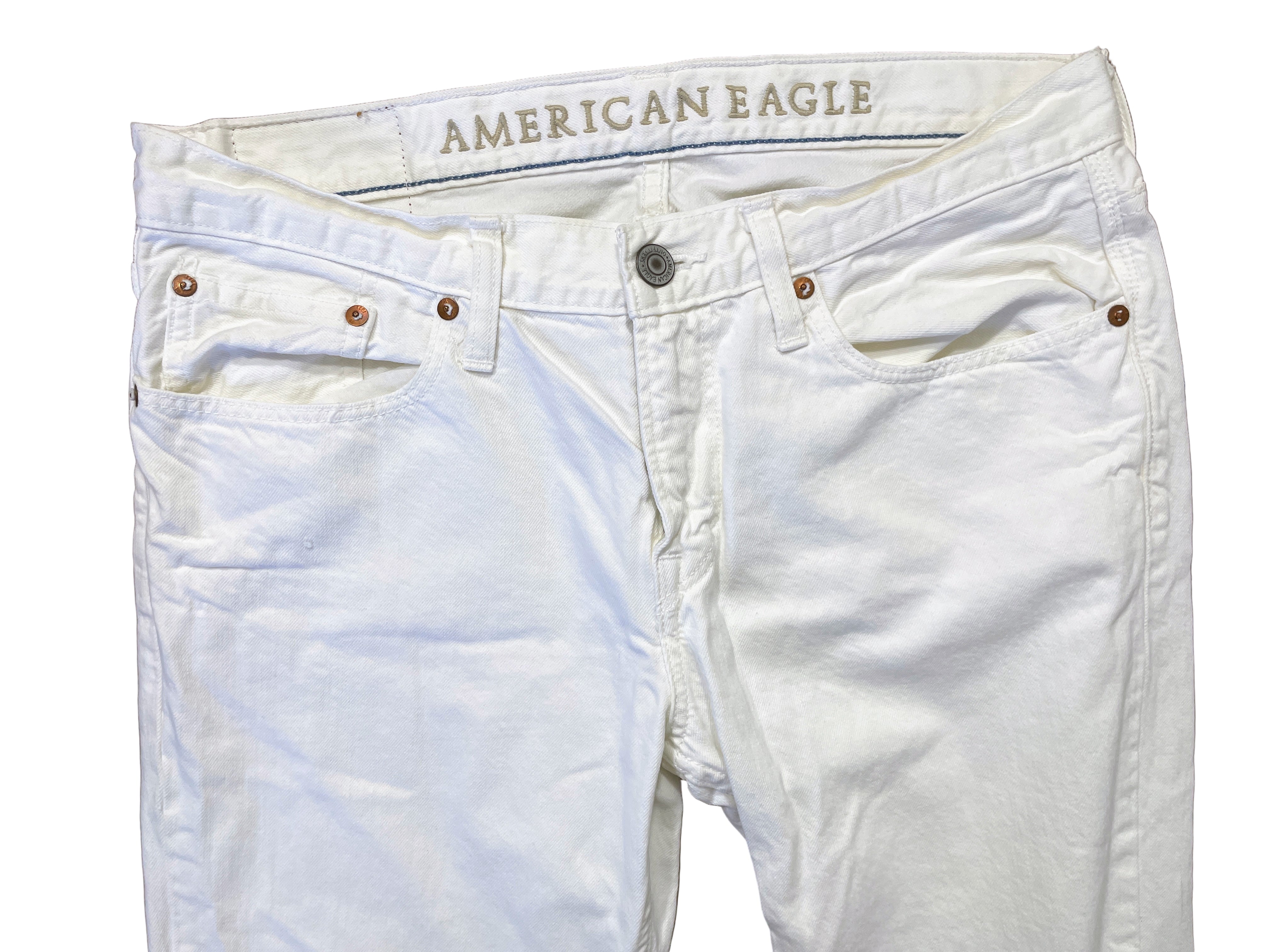 Front view of American Eagle men’s slim fit jeans with zipper fly closure