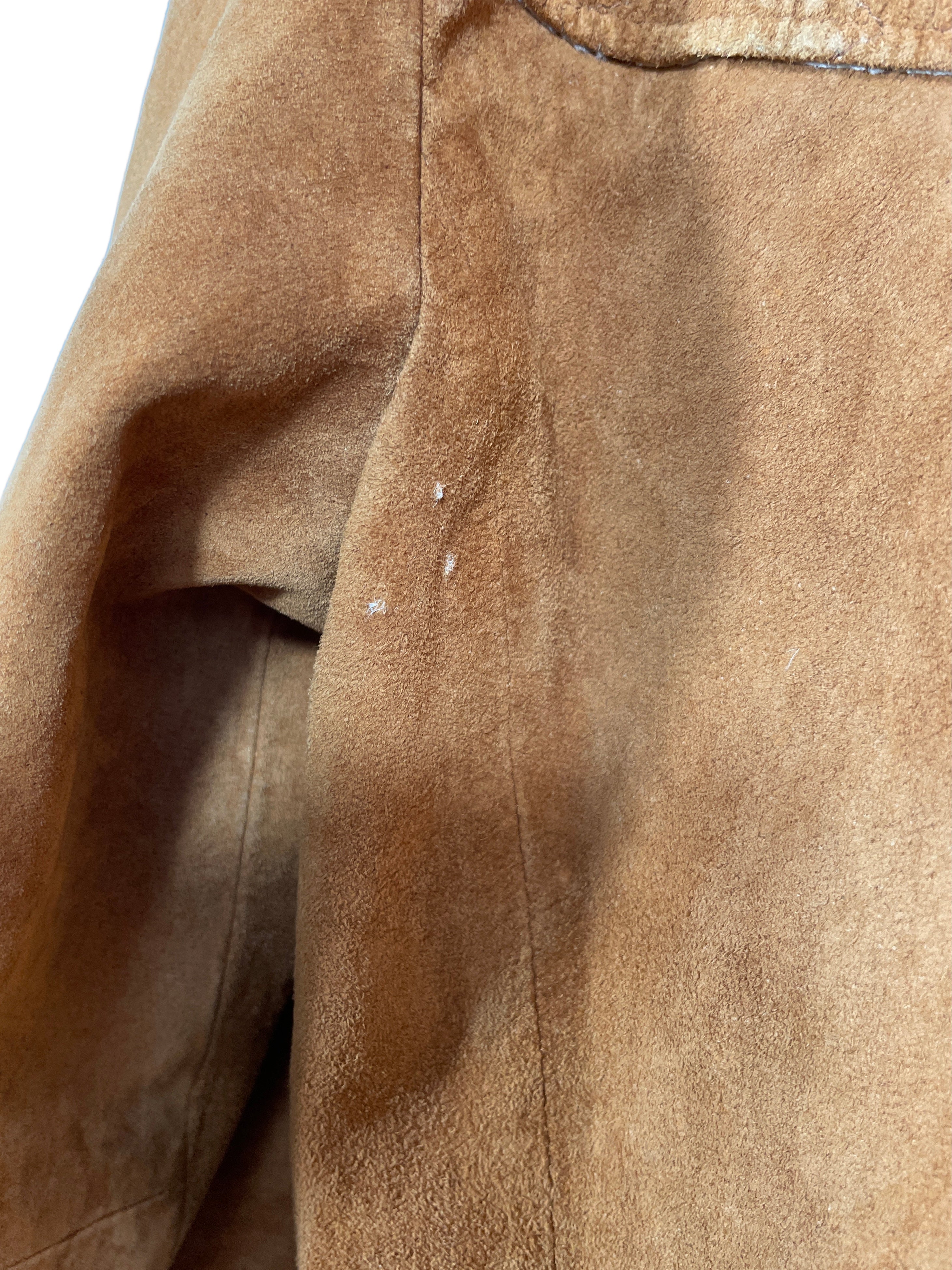 Vintage unbranded women’s suede southwestern jacket flaw detail