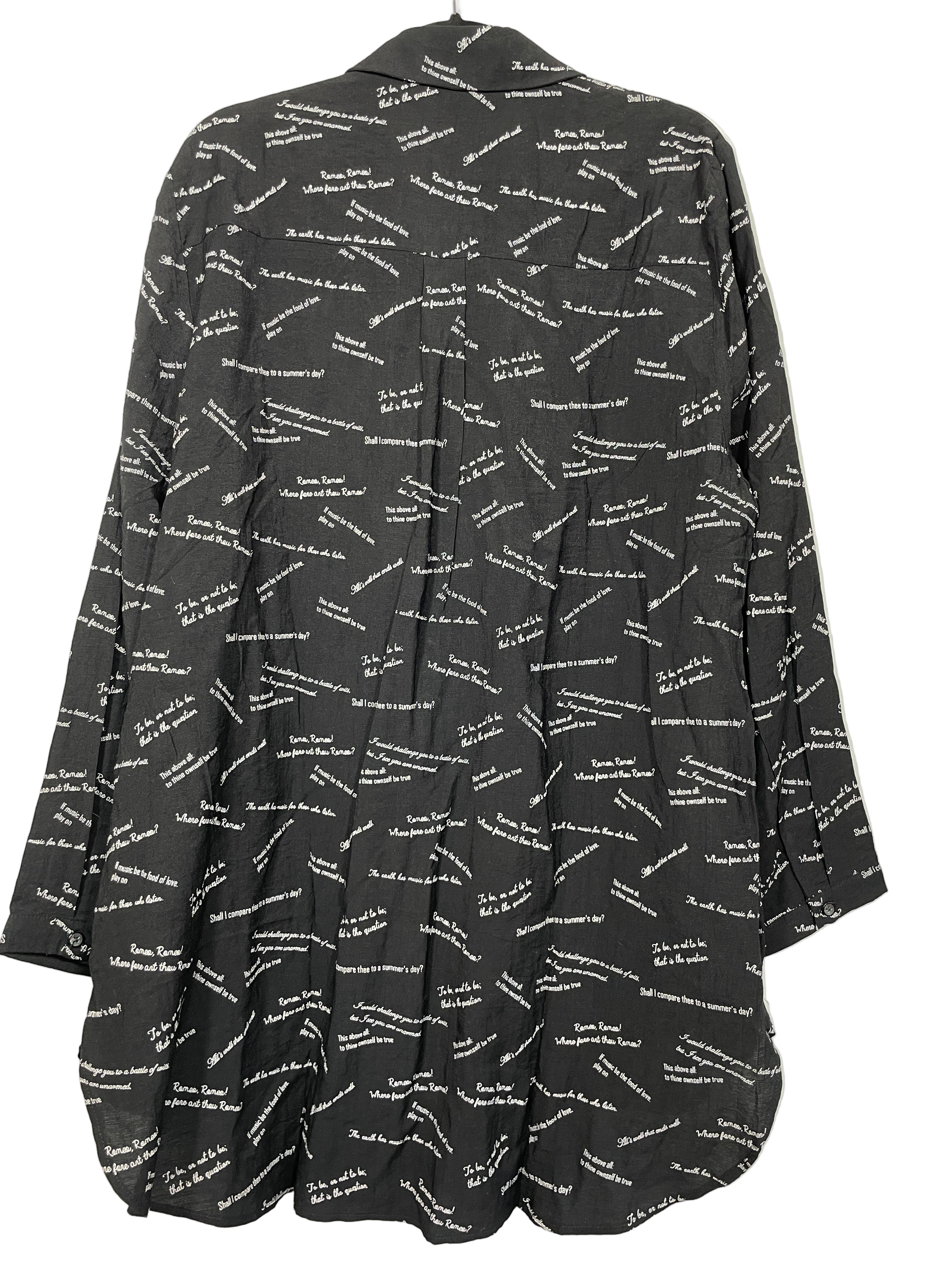 Red Coral black script print tunic shirt back view size XXL
