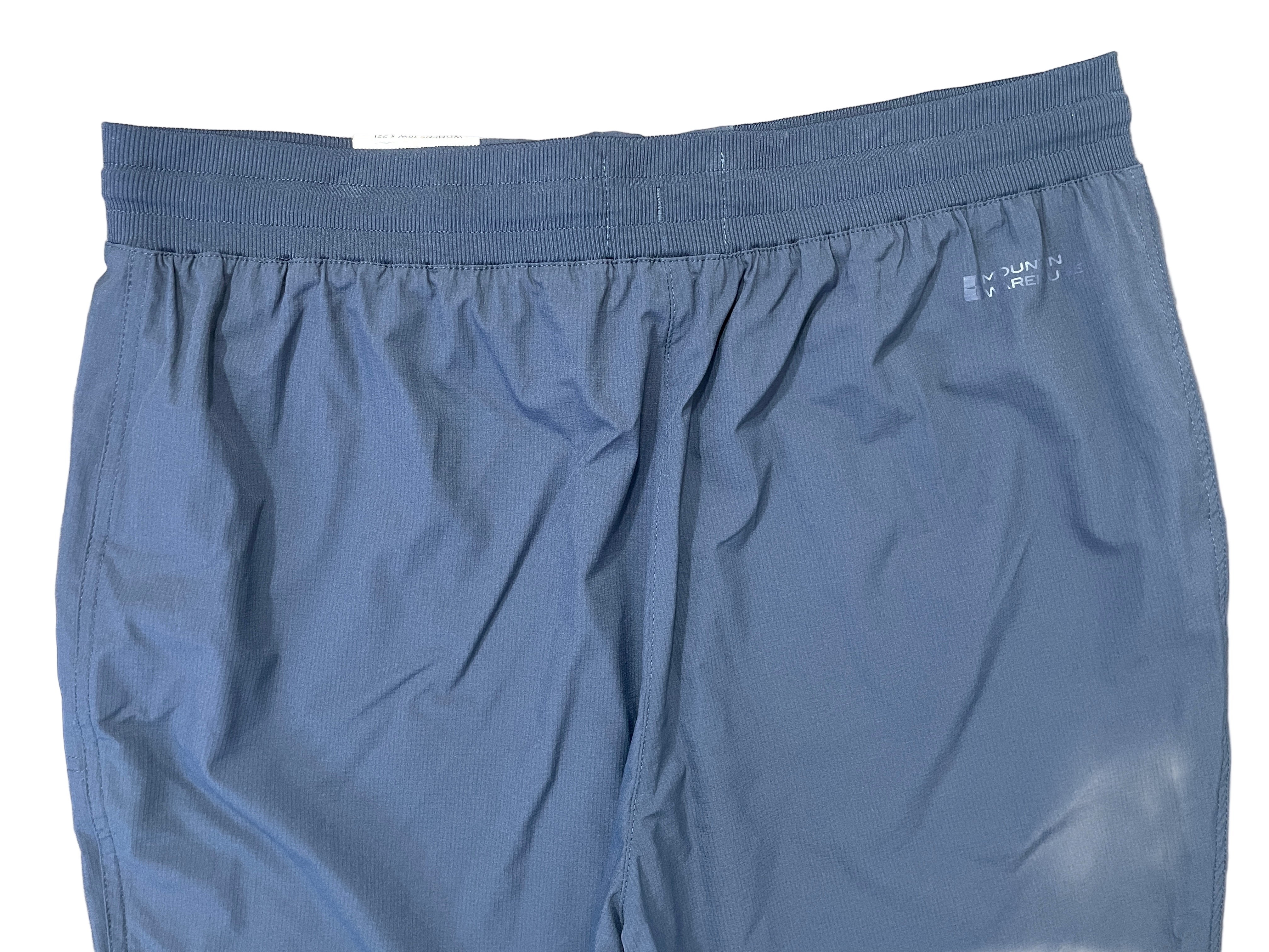 mountain warehouse explorer capris back
