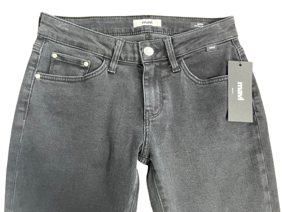 Front detail of Mavi Alexa jeans highlighting the mid-rise waist and clean black wash.