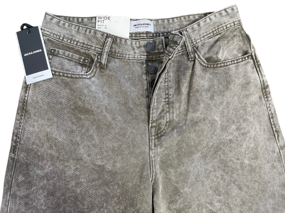Jack & Jones washed grey wide fit jeans size 31x34 waistband and button fly detail