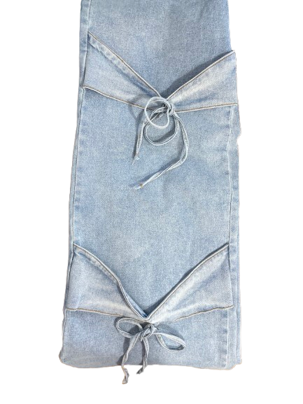 Light wash wide leg cargo jeans size 16 with lace-up leg detail closeup