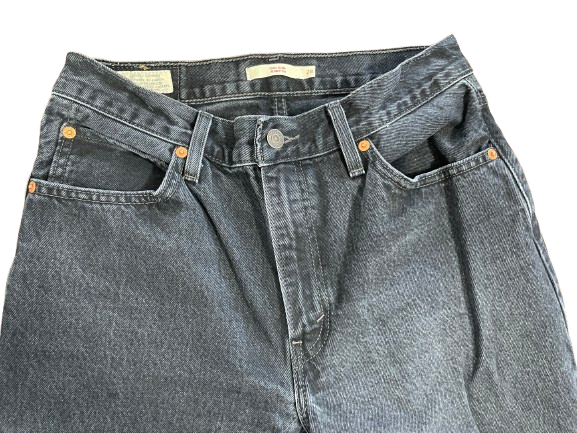 Levi’s Dad Jeans size 28 faded black five pocket denim front