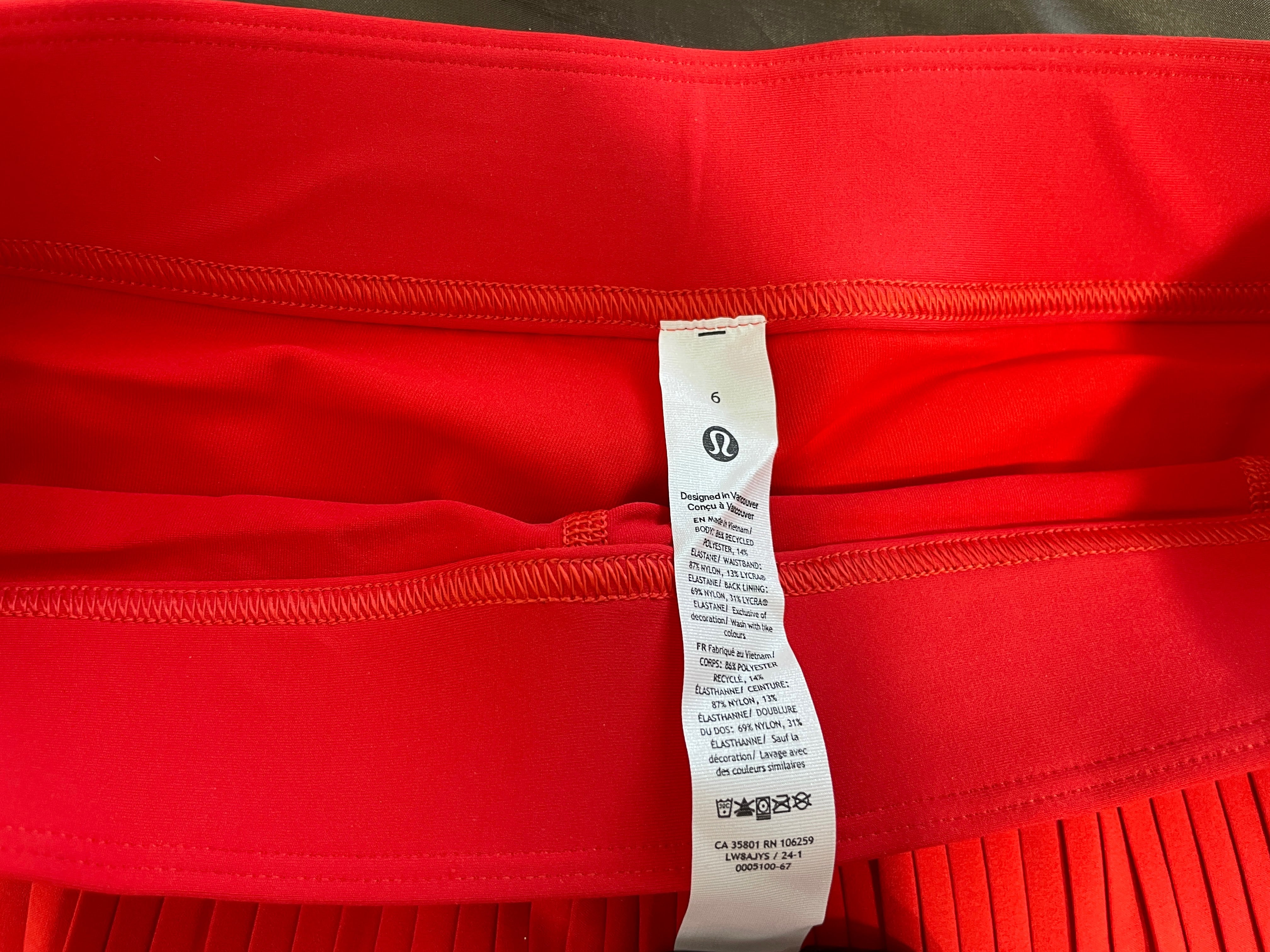 Lululemon size 6 Varsity tennis skirt fabric and care label