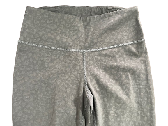 Diadora Luxe Collection size small army green leopard print leggings wide waistband detail