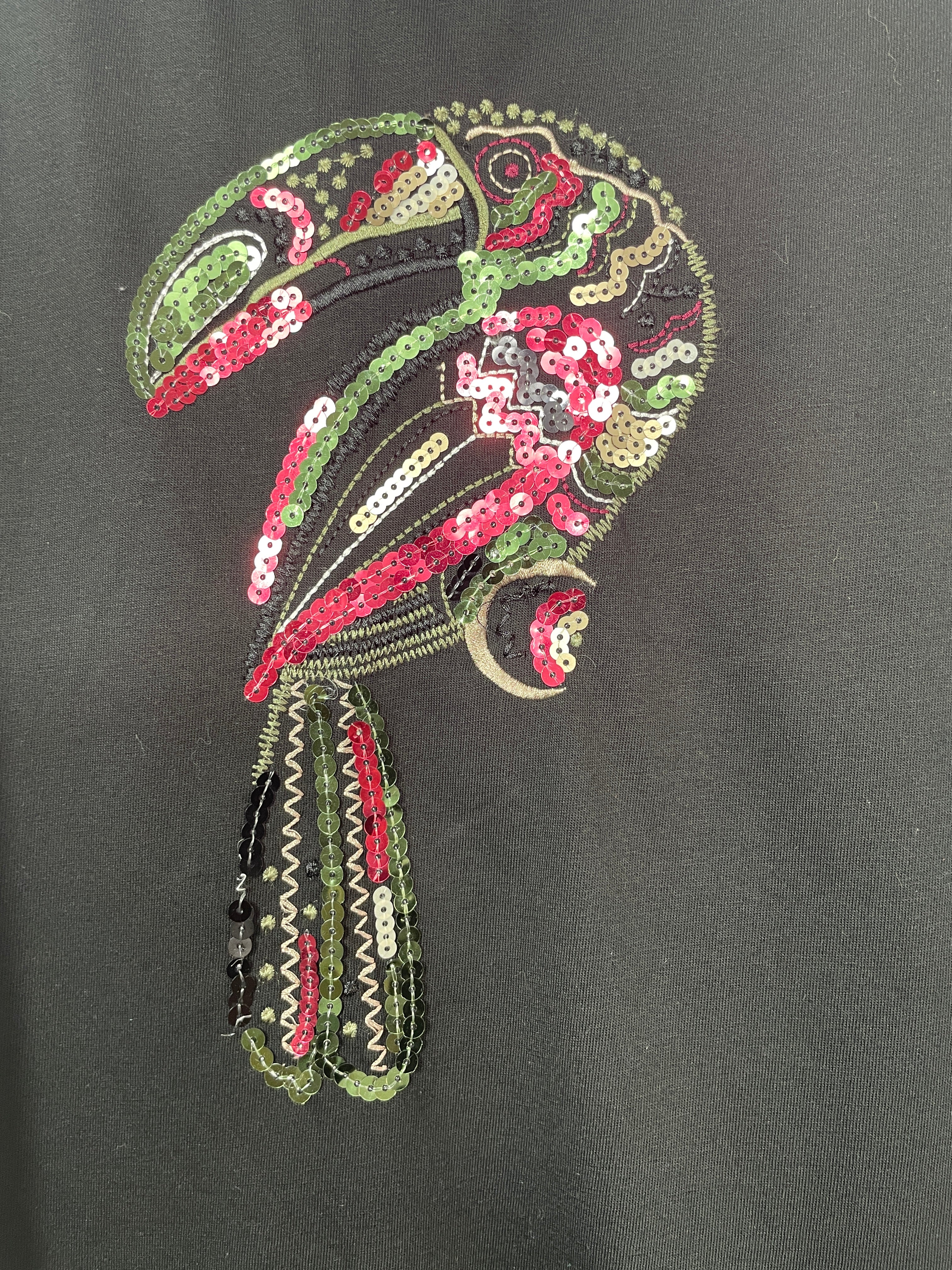 ALIA black plus size T-shirt colourful embroidered sequin tropical toucan detail