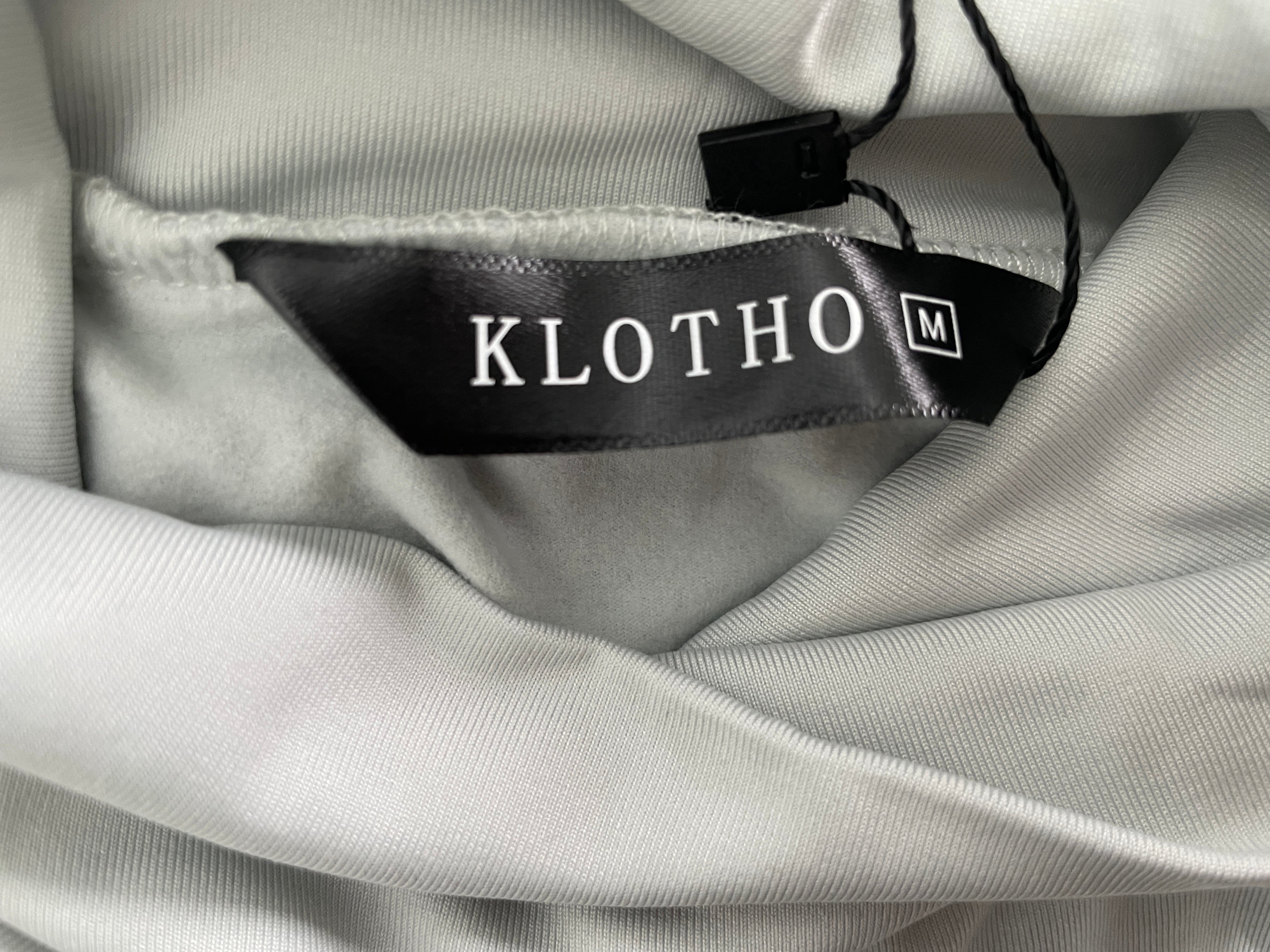 KLOTHO size Medium women's turtleneck brand and size label